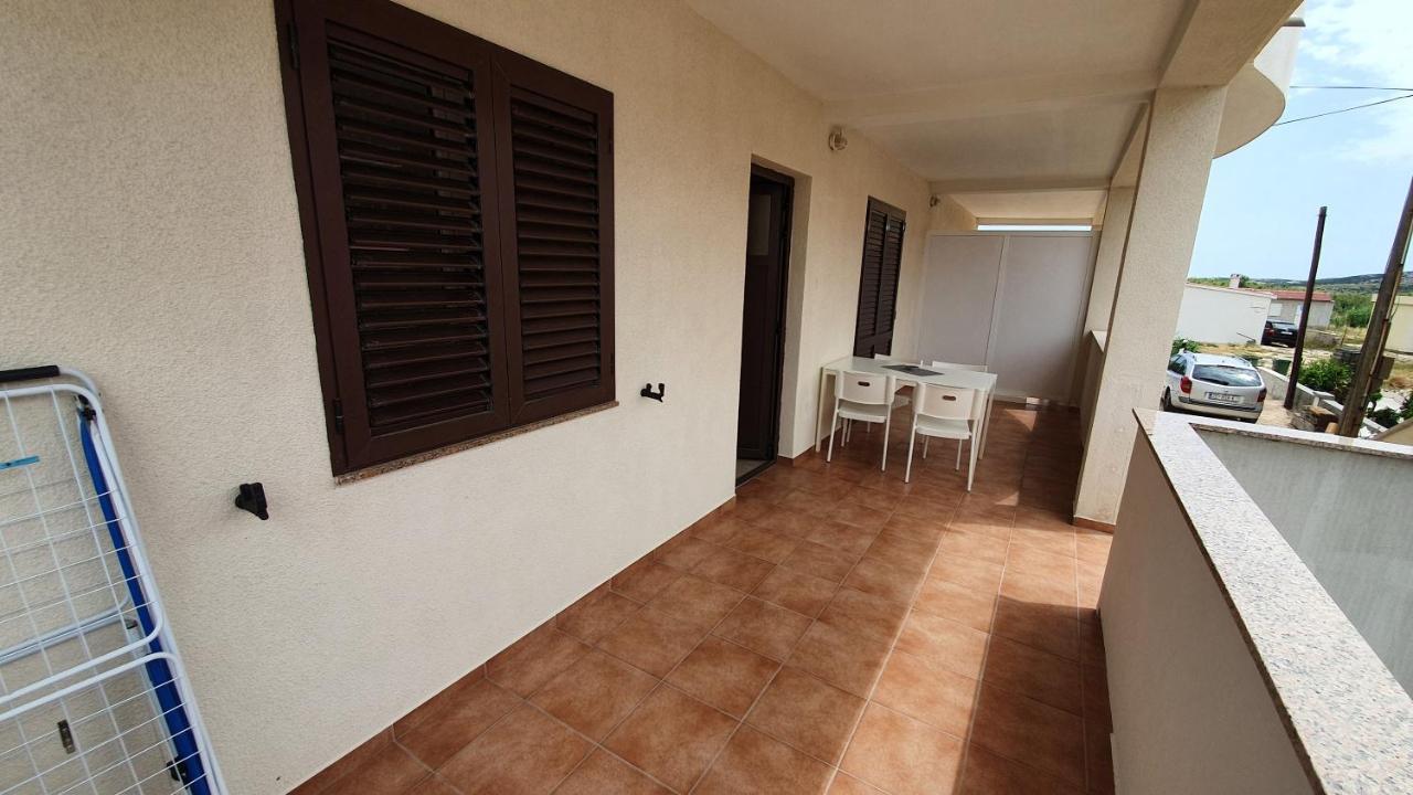 Batkoski Apartments Pag Town Bagian luar foto