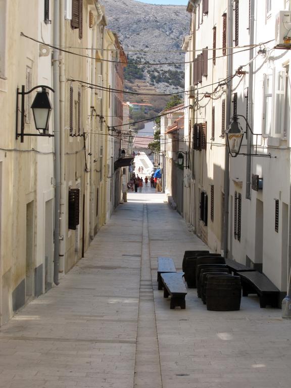 Batkoski Apartments Pag Town Bagian luar foto