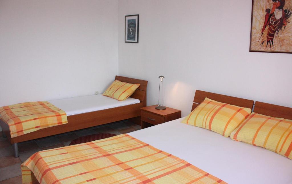 Batkoski Apartments Pag Town Bagian luar foto
